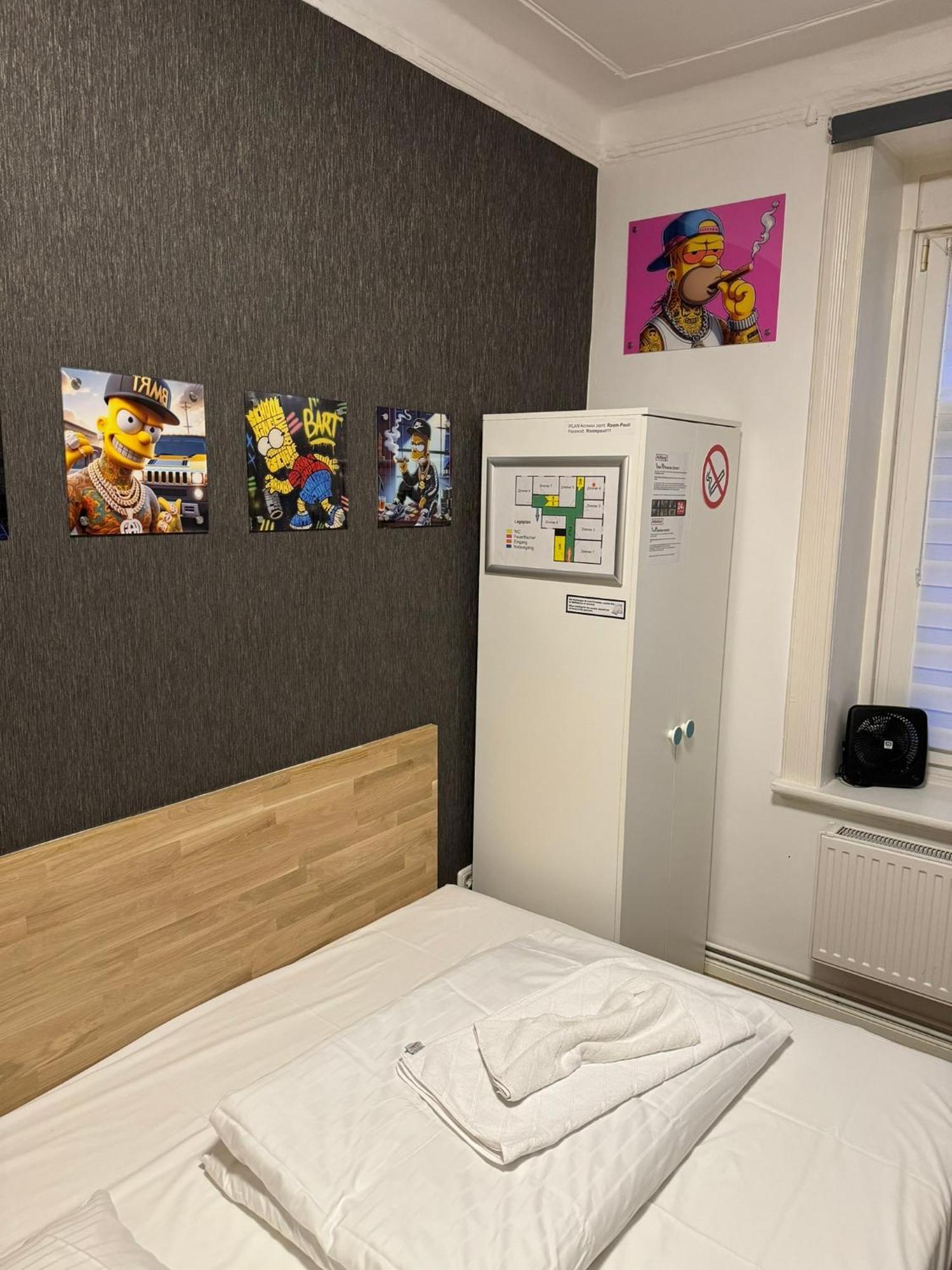 Room Pauli Hamburg-Harburg Exteriör bild